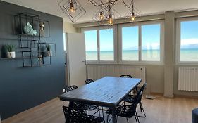 LE PHARE, grand appartement face mer